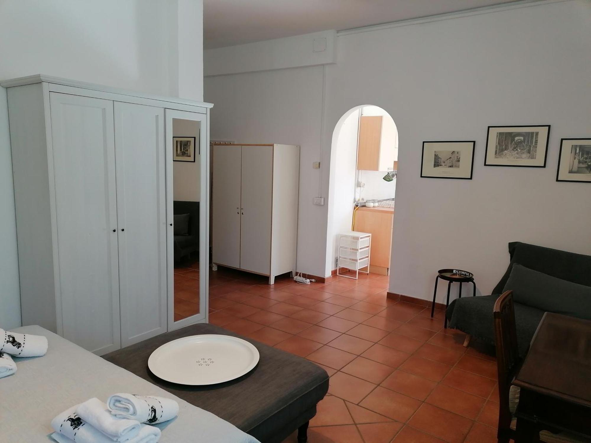Grazioso Appartamento Tra Cultura, Lago E Montagna Pomarolo Екстериор снимка